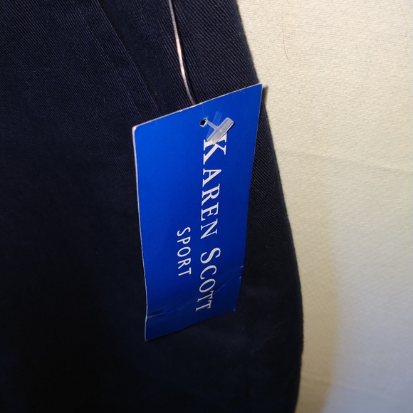 NWT Karen Scott Sport Chino Golf Tennis Shorts Women's 14 Navy Blue Flat Front - Picture 3 of 6
